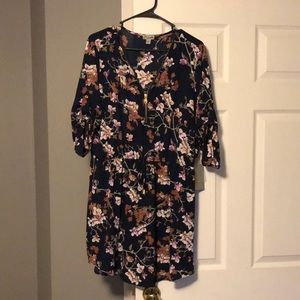 Women’s dress